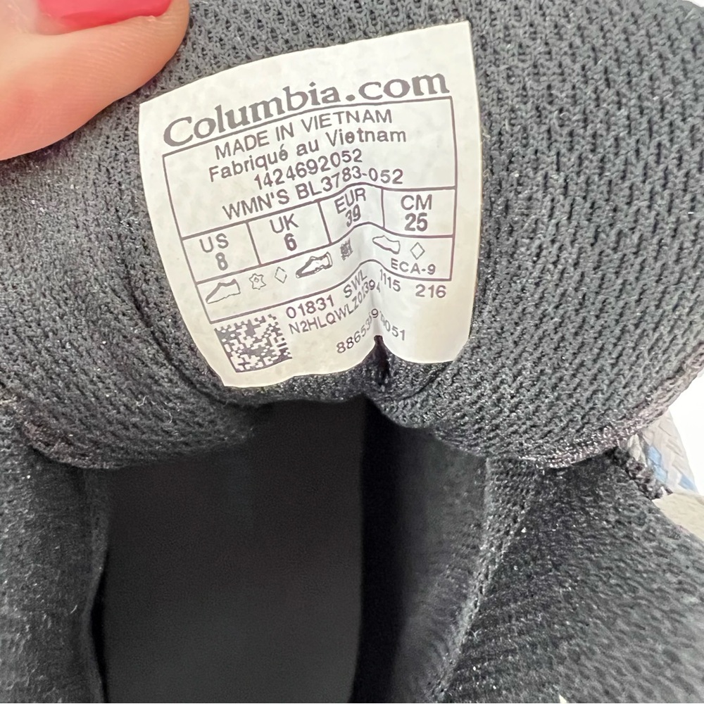 Columbia Women’s Newton Ridge Plus Quarry Cool Wave. Size 8. - Picture 7 of 7